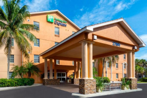 Holiday Inn Express Hotel & Suites Bonita Springs/Naples by IHG